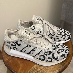 ADDIDAS NIB Swift Run X